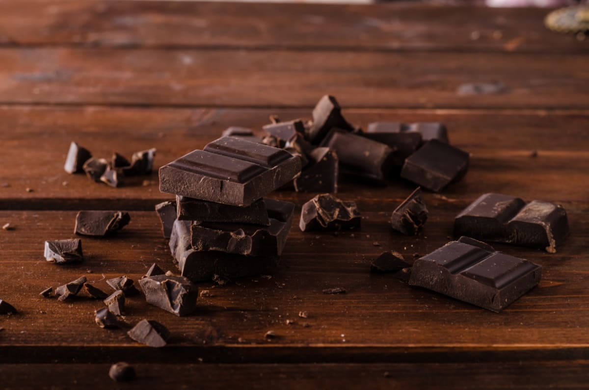 5 Ideas to Consume Dark Chocolate Without Added Sugar
